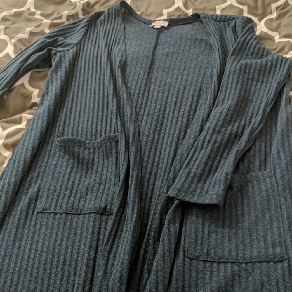 Large Lularoe Sarah in Blue